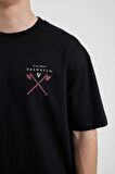 DeFacto Vikings Valhalla Boxy Fit Rahat Kalıp Bisiklet Yaka Sırt Baskılı Kısa Kollu Tişört B8091AX24SMBK81