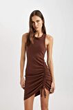DeFacto Bodycon Yuvarlak Yaka Fitilli Kaşkorse Kolsuz Midi Elbise B9613AX24SMBN316