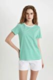 DeFacto Regular Fit Bisiklet Yaka Çizgili Kısa Kollu Tişört C2613AX24SPGN689