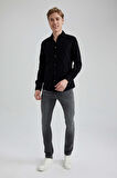 DeFacto Slim Fit Dar Kesim Pamuklu Basic Düz Uzun Kollu Siyah Gömlek A4644AX23AUBK81