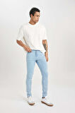 DeFacto Super Skinny Fit En Dar Kalıp Normal Bel Ekstra Dar Paça Jean Pantolon A6942AX24SPNM39