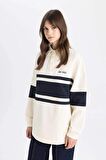 DeFacto Regular Fit Polo Yaka Baskılı Uzun Kollu Tesettür Sweatshirt Tunik C3850AX24SPER109