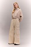 DeFacto Coool Basic Düz Wide Leg Geniş Bol Paça Pantolon Gabardin Kumaş Kargo Cepli C3890AX24SPBG702