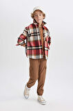 DeFacto Erkek Çocuk Oversize Geniş Kalıp Kareli Flanel Uzun Kollu Gömlek W5266A623WNRD328