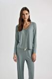 DeFacto Regular Fit V Yaka Casual Uzun Kollu Pijama Üstü-Fall in Love C4483AX24SPBE801