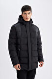 Slim Fit Dar Kesim Kapüşonlu Astarlı Parka