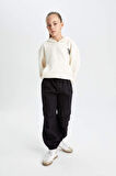 DeFacto Kız Çocuk Cepli Kapüşonlu Baskılı Okul Sweatshirt C7764A824AUER134