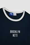 DeFactoFit NBA Brooklyn Nets Cropped Fit Bisiklet Yaka Ribana Kısa Kollu Tişört B9994AX24SMNV146