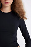 DeFacto Fitted Bisiklet Yaka Basic Uzun Kollu Tişört D0199AX24AUBK81
