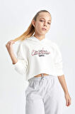 DeFacto Kız Çocuk Oversize Geniş Kalıp Crop Kapüşonlu Baskılı Sweatshirt D0314A824AUWT47