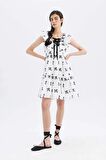 DeFacto Lug Von Siga x DeFacto Bodycon V Yaka Desenli Brode Kolsız Mini Elbise B2343AX24SMWT34