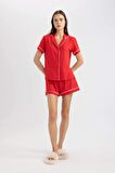 DeFacto Pijama Takım Regular Fit Kısa Kollu Üst Şort-Fall in Love B8679AX24SMRD256