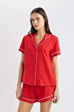 DeFacto Pijama Takım Regular Fit Kısa Kollu Üst Şort-Fall in Love B8679AX24SMRD256