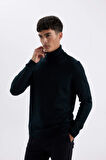 DeFacto Slim Fit Dar Kesim Balıkçı Yaka Basic Düz Triko Kazak R1124AZ24WNGN1079