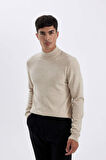 DeFacto Slim Fit Dar Kesim Yarım Balıkçı Yaka Basic Düz Triko Kazak R1127AZ24WNBG300