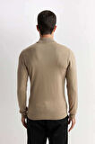 DeFacto Slim Fit Dar Kesim Yarım Balıkçı Yaka Basic Düz Triko Kazak R1127AZ24WNBG684