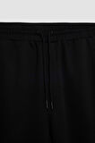 DeFactoFit Slim Fit Sporcu Jogger Eşofman Altı Dar Kesim Skuba Dalgıç Kumaş Standart Paça Beli Bağcıklı Lastikli Paça Z9112AZ24AUBK81