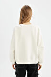 DeFacto Coool Oversize Geniş Kalıp Bisiklet Yaka Kalın Basic Düz Sweatshirt A4177AX24WNWT32