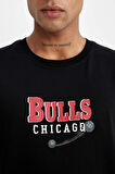 DeFactoFit NBA Chicago Bulls Standart Fit Bisiklet Yaka Pamuklu Kısa Kollu Tişört C9271AX24AUBK81