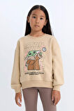 DeFacto Kız Çocuk Star Wars-Mandalorian Relax Fit Bisiklet Yaka Sweatshirt D2822A824WNBG387