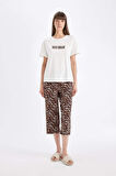 DeFacto Pijama Takımı Regular Fit Leopar Desenli Kısa Kollu Üst Kapri Altı-Fall in Love D4879AX24HSBK81