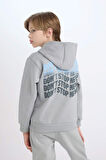 DeFacto Erkek Çocuk Gri Kapüşonlu Sırt Baskılı Sweatshirt D3049A824WNGR130
