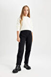 DeFacto Kız Çocuk Siyah Straight Fit Düz Kesim Beli Lastikli Pantolon D5984A824WNBK81