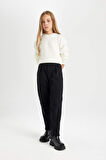 DeFacto Kız Çocuk Siyah Straight Fit Düz Kesim Beli Lastikli Pantolon D5984A824WNBK81