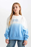 DeFacto Kız Çocuk Oversize Geniş Kalıp Bisiklet Yaka Degrade Baskılı Sweatshirt D2887A824WNBE756