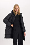 Regular Fit Kapüşonlu Fermuarlı Cepli Parka
