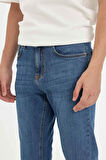 DeFacto Sergio Regular Fit Normal Kalıp Normal Bel Boru Paça Jean Pantolon A6948AX24AUNM28