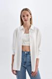 DeFacto Oversize Fit Krinkıl Viskon Uzun Kollu Gömlek C3823AX24SMWT32