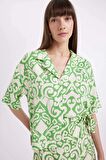 DeFacto Regular Fit Desenli Pijama Yaka Kısa Kollu Gömlek C3389AX24SMGN730