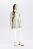 DeFacto Regular Fit Bisiklet Yaka Çiçek Baskılı Sweatshirt Tunik D7574AX24WNKH271