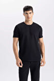 DeFacto Slim Fit Dar Kesim Bisiklet Yaka Basic Düz Kısa Kollu Siyah Tişört M6608AZ25SPBK81