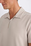 Regular Fit Yarım Fermuarlı Kısa Kollu Pilise Polo Tişört