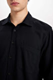 DeFacto Regular Fit Pamuklu Basic Düz Keten Görünümlü Uzun Kollu Siyah Gömlek D7079AX24SPBK81