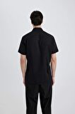 DeFacto Slim Fit Dar Kesim Yazlık Basic Düz %100 Pamuk Kısa Kollu Gömlek R1706AZ24SMBK81