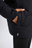 DeFactoFit Şişme Mont Su İtici Slim Fit Dar Kesim Kapüşonlu Fermuarlı Cepli A3519AX24WNBK81