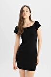 DeFacto Coool Bodycon Vücuda Oturan Kayık Yaka Basic Düz Fitilli Kaşkorse Kısa Kollu Mini Elbise A7362AX24SMBK81