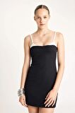DeFacto Afra x DeFacto Bodycon Askılı Mini Siyah Flaş Flaş Flaş Elbisesi D1354AX24SMBK81