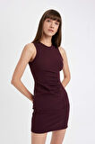 DeFacto Bodycon Vücuda Oturan Bisiklet Yaka Drapeli Basic Düz Kolsuz Mini Bordo Elbise D3065AX24AUBR171