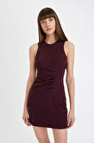 DeFacto Bodycon Vücuda Oturan Bisiklet Yaka Drapeli Basic Düz Kolsuz Mini Bordo Elbise D3065AX24AUBR171