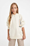 DeFacto Kız Çocuk Oversize Geniş Kalıp Sırt Baskılı Kapüşonlu Sweatshirt D2881A824WNER233