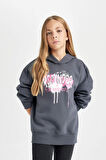 DeFacto Kız Çocuk Oversize Geniş Kalıp Sırt Baskılı Kapüşonlu Sweatshirt D2881A824WNAR31