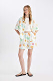 DeFacto Coool Oversize Fit Desenli Pijama Yaka Kısa Kollu Gömlek D5117AX24HSWT34