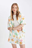 DeFacto Coool Oversize Fit Desenli Pijama Yaka Kısa Kollu Gömlek D5117AX24HSWT34