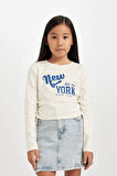 DeFacto Kız Çocuk Cropped Fit Bisiklet Yaka Baskılı Ribana Uzun Kollu Tişört D2987A824AUER99