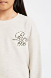 DeFacto Kız Çocuk Relax Fit Bisiklet Yaka Baskılı Selanik Kumaş Sweatshirt D4786A824WNBG354