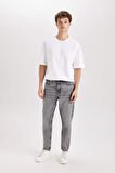 DeFacto %100 Pamuk 90's Slim Fit Dar Kalıp Yüksek Bel Dar Paça Jean Pantolon C6907AX24AUNM55